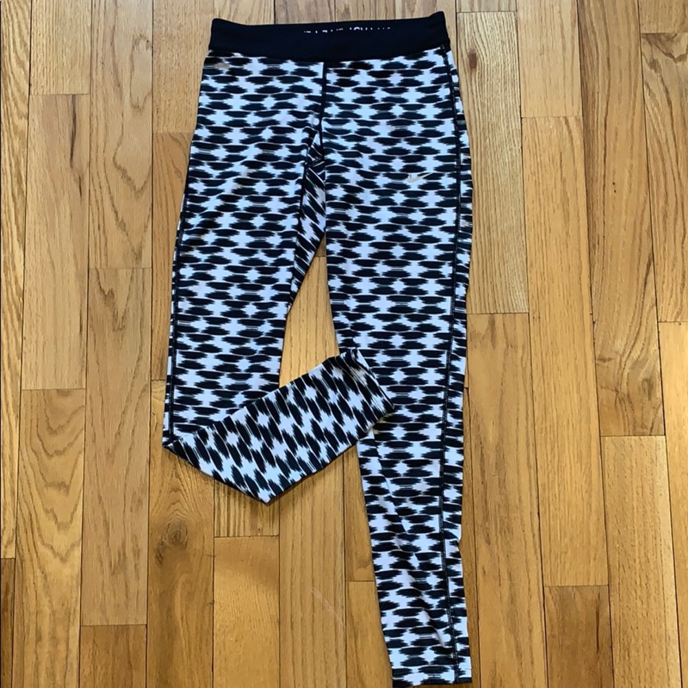 Nike dry fit running leggings